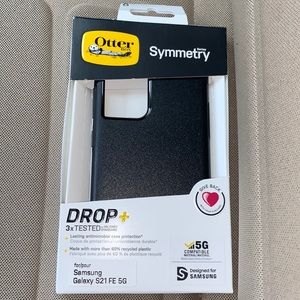 Otterbox Symmetry Series Case for Samsung Galaxy S21 FE 5G Black 77-83961